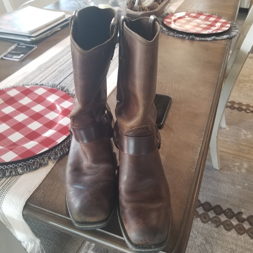 Dingo Brown Cowboy Boots